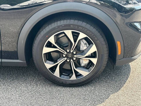 2026 Ford Mustang Mach-E Select