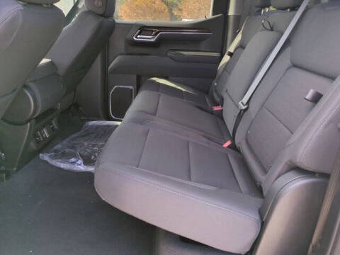 2026 GMC Sierra 1500 Elevation Standard