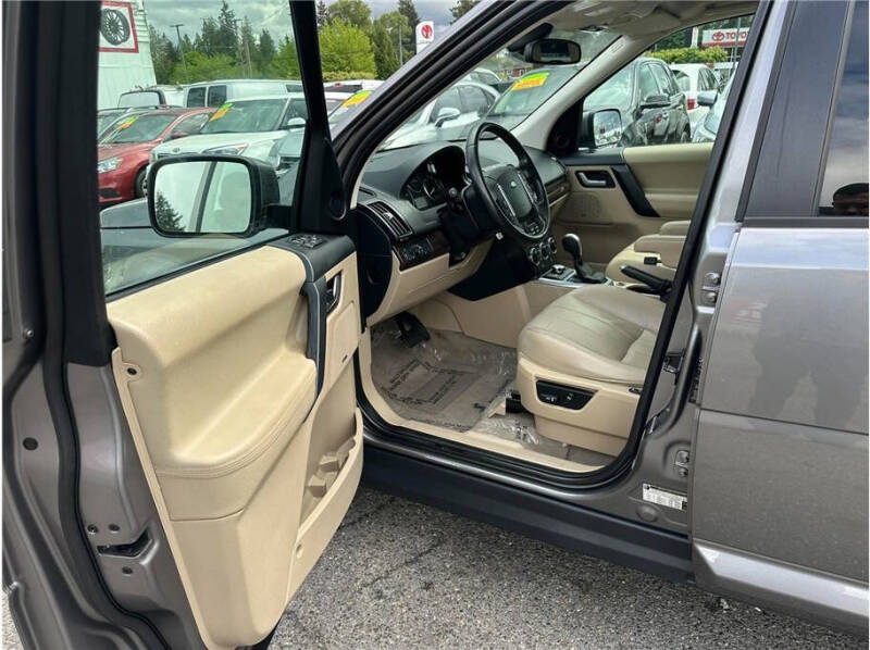 2011 Land Rover LR2