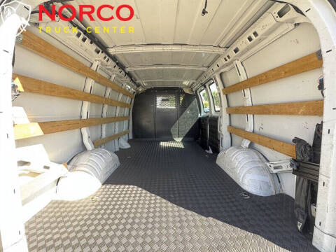 2023 GMC Savana 2500