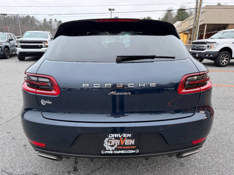 2017 Porsche Macan
