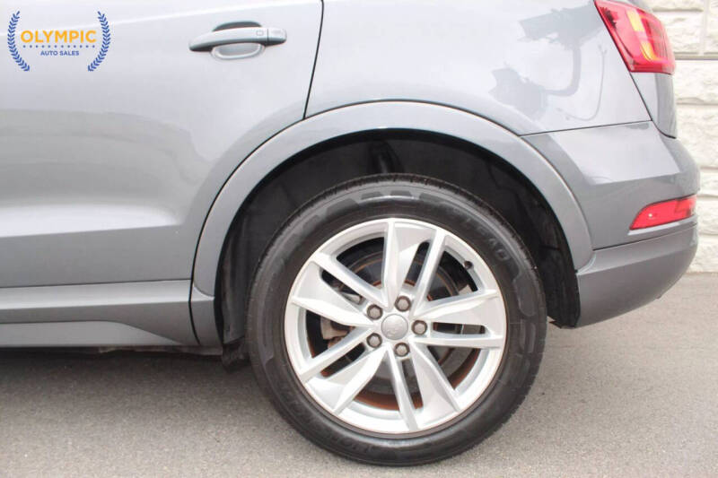 2016 Audi Q3 2.0T Premium Plus