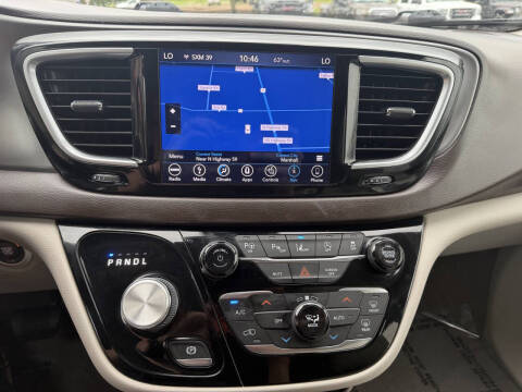 2019 Chrysler Pacifica Touring L Plus