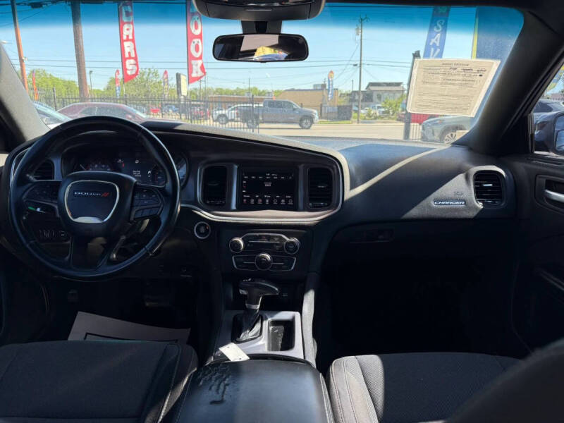 2019 Dodge Charger SXT