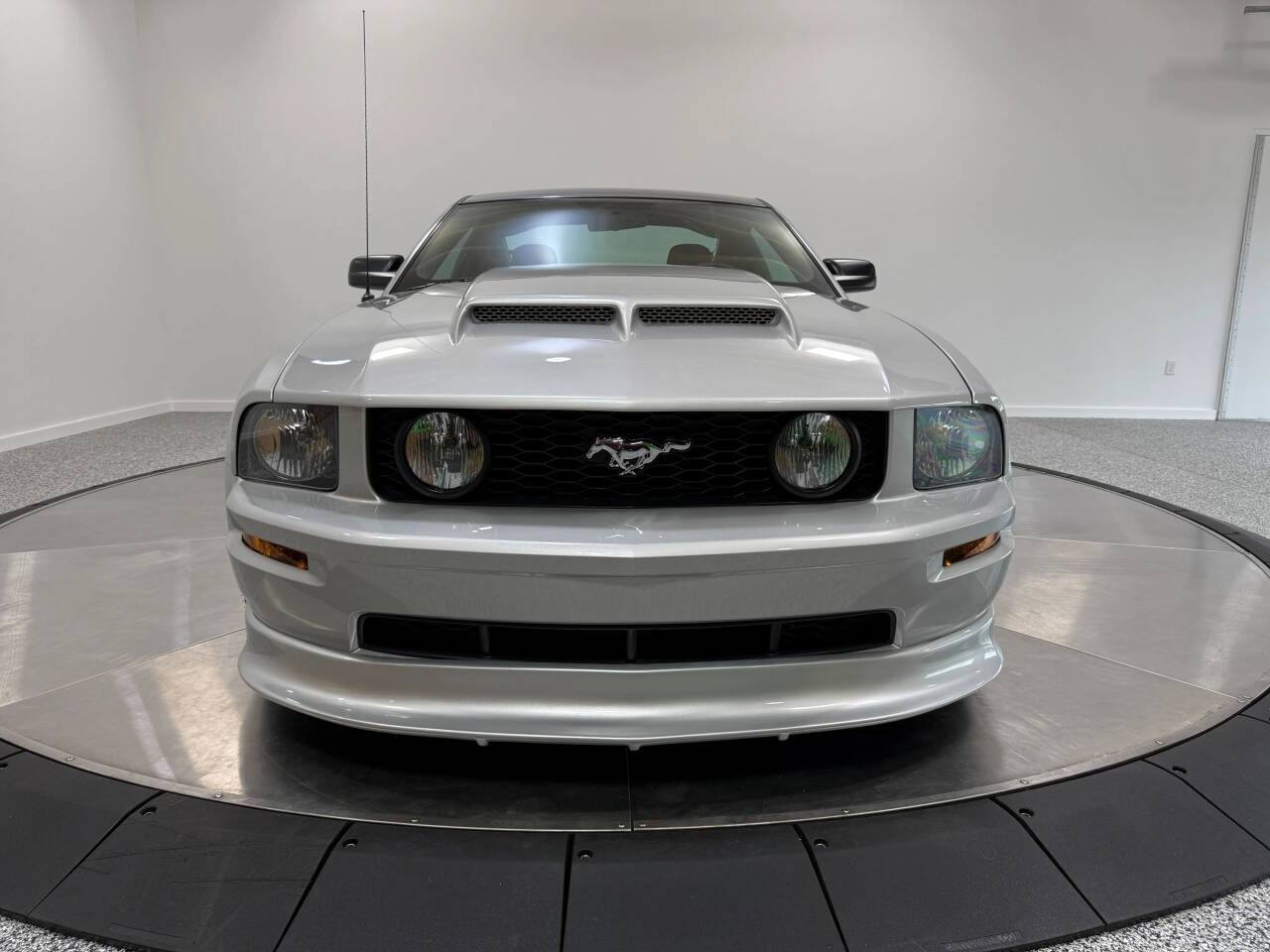 2007 Ford Mustang 5