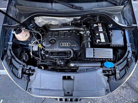 2017 Audi Q3 2.0T quattro Premium Plus