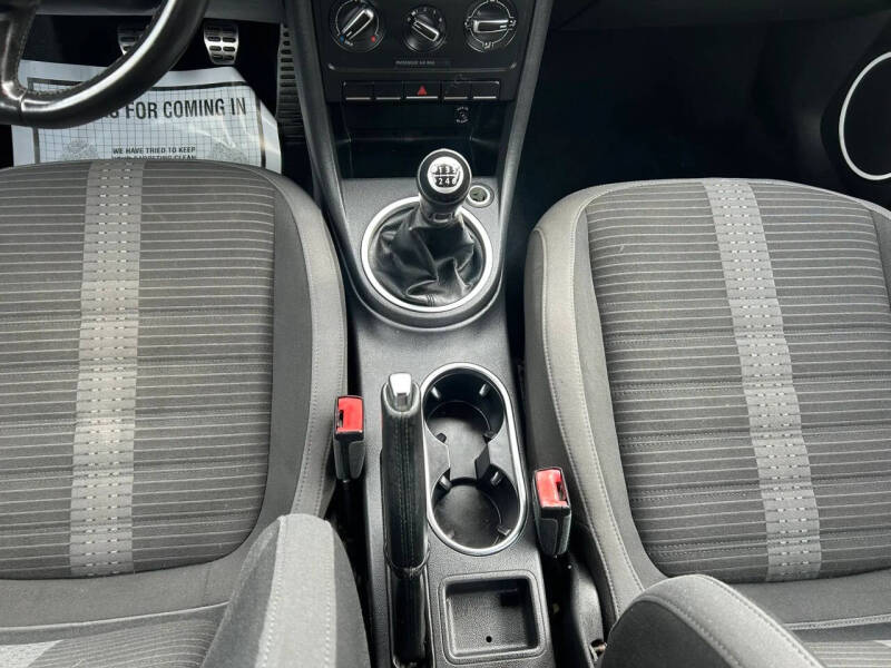 2012 Volkswagen Beetle