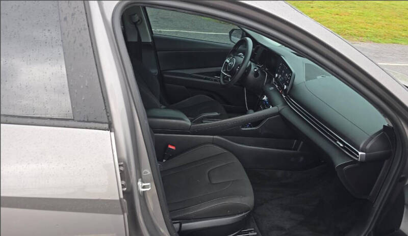 2022 Hyundai Elantra