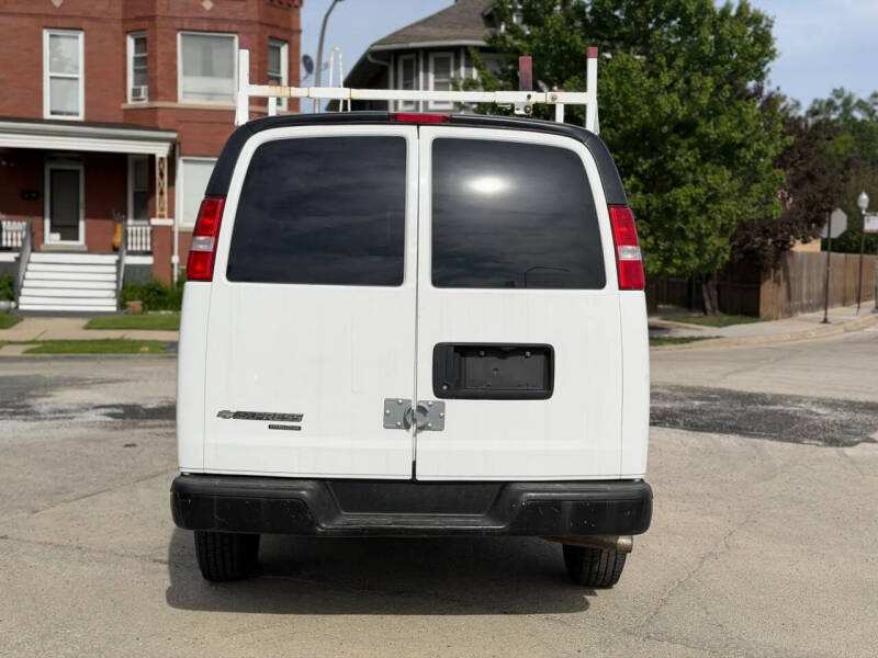 2016 Chevrolet Express 2500