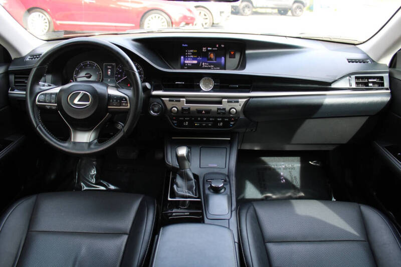 2016 Lexus ES 350