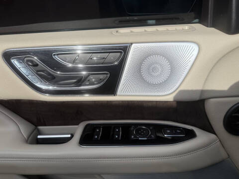 2019 Lincoln Navigator L Reserve