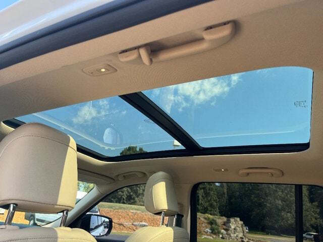 2022 Jeep Grand Cherokee 29