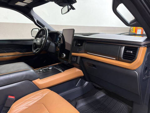 2023 Ford Expedition Platinum