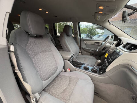 2017 Chevrolet Traverse LT