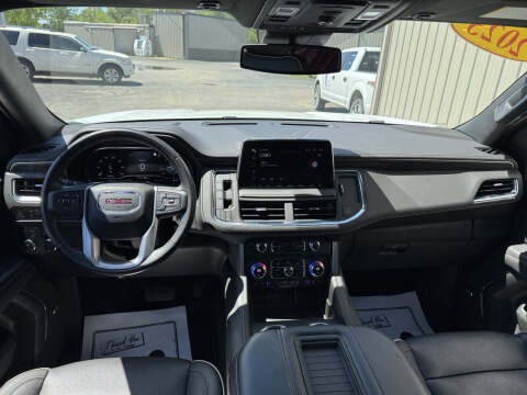 2023 GMC Yukon SLT