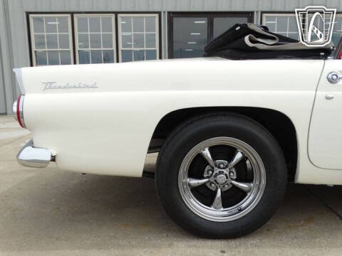 1956 Ford Thunderbird