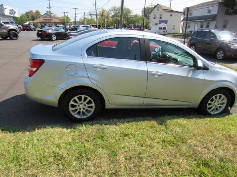 2017 Chevrolet Sonic LT Auto