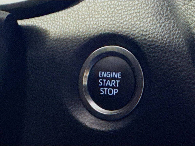 2025 Toyota Corolla Hatchback SE