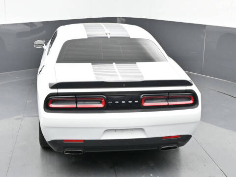 2017 Dodge Challenger SXT