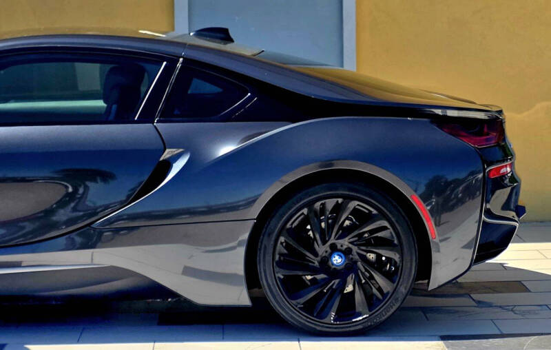 2015 BMW i8