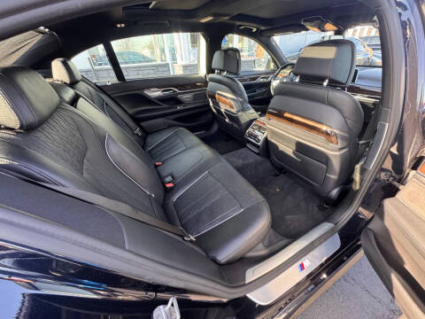 2017 BMW 7 Series 750i xDrive