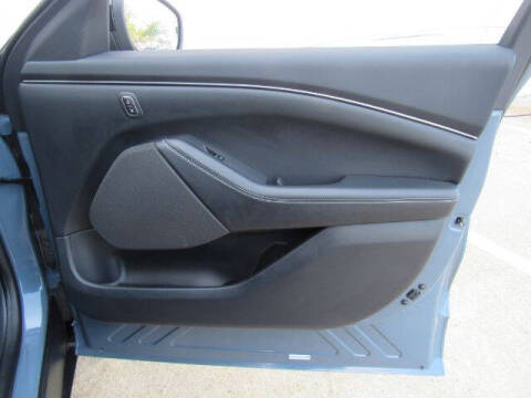 2024 Ford Mustang Mach-E Select