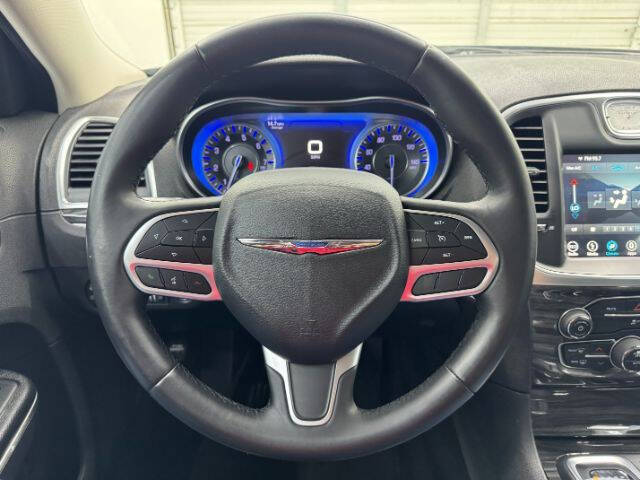 2018 Chrysler 300