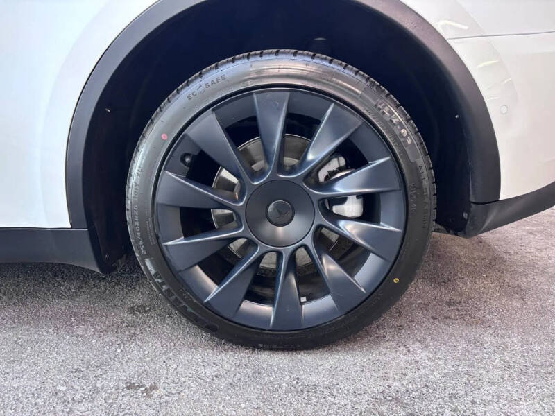 2022 Tesla Model Y Long Range