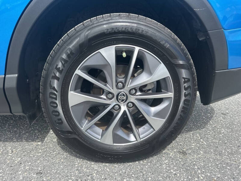 2018 Toyota RAV4 Hybrid XLE