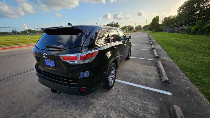 2016 Toyota Highlander LE Plus
