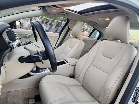 2016 Volvo S60 T5 Drive-E Premier