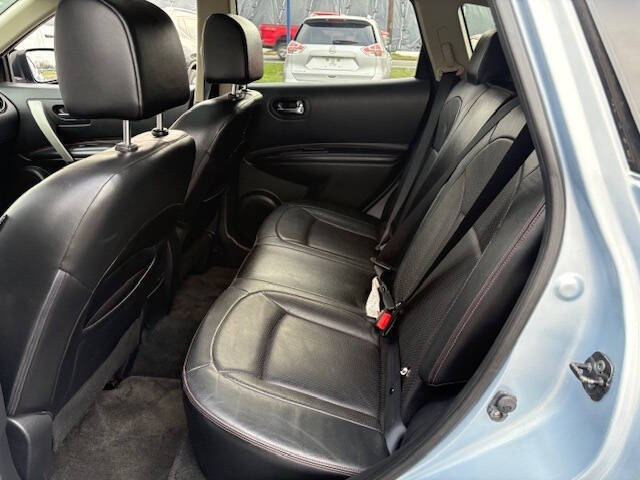 2013 Nissan Rogue SV w/SL Package