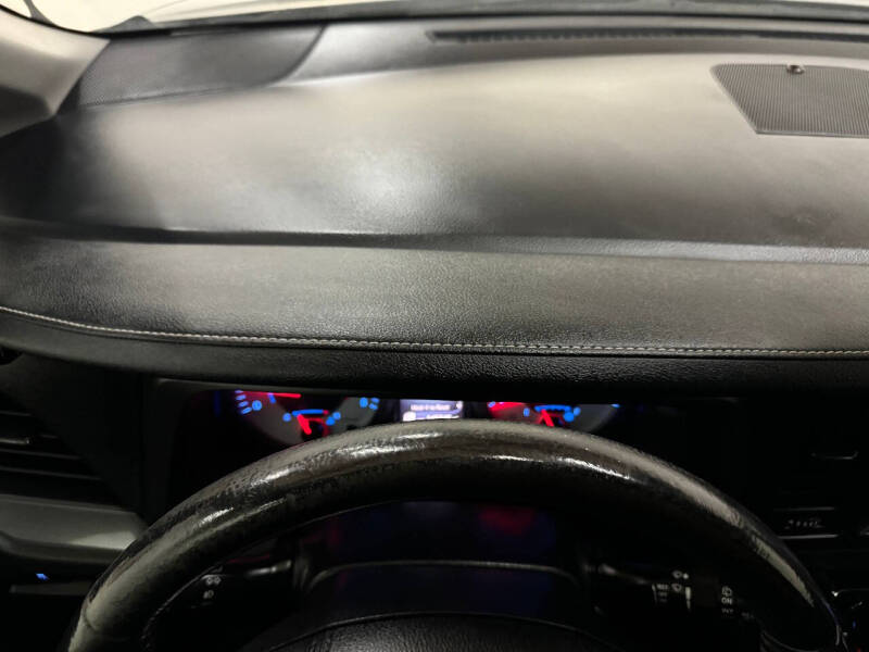 2018 Toyota Sienna SE Premium 8-Passenger