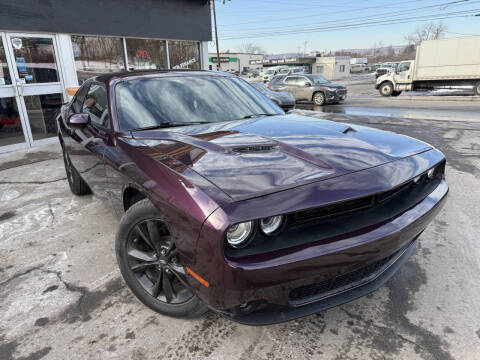 2022 Dodge Challenger SXT