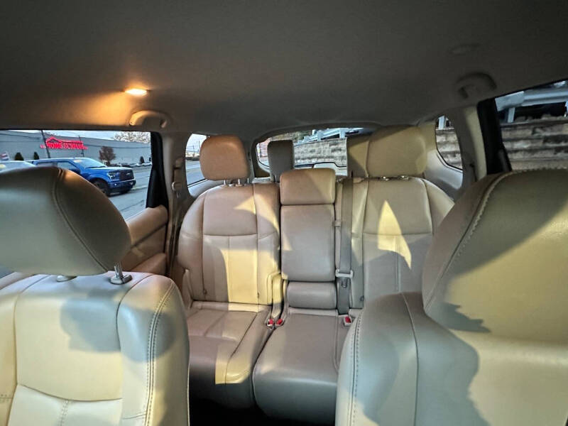 2015 Nissan Pathfinder SL