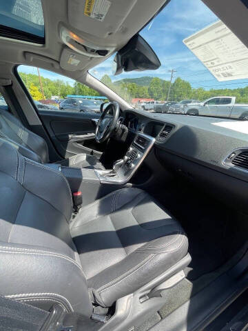 2017 Volvo S60 T5 Dynamic