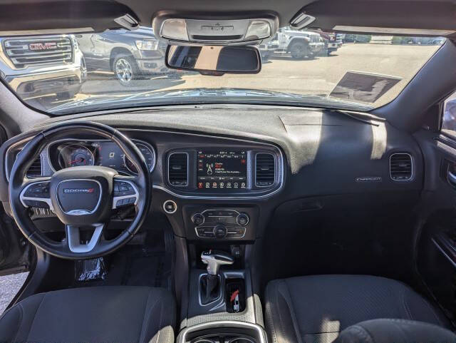 2017 Dodge Charger SXT