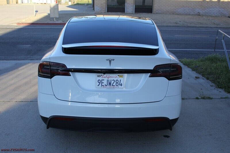 2023 Tesla Model X Standard Range