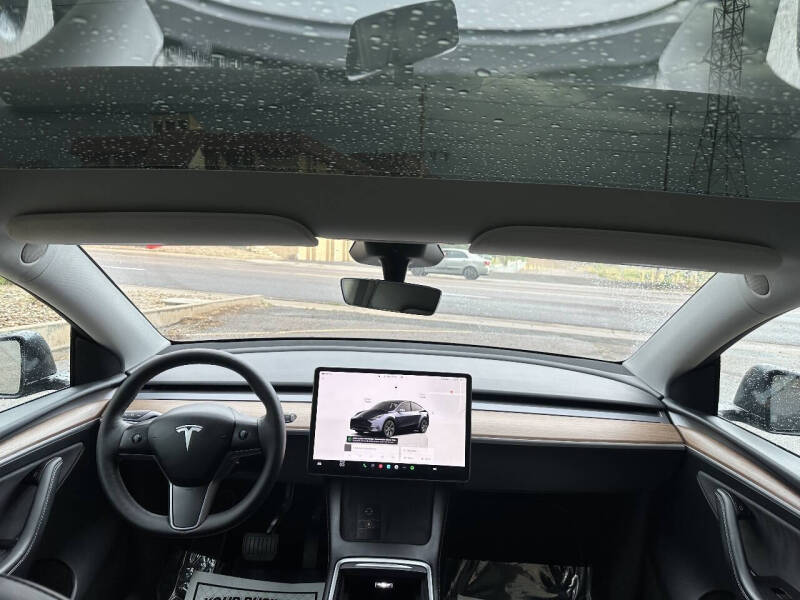 2024 Tesla Model Y Long Range
