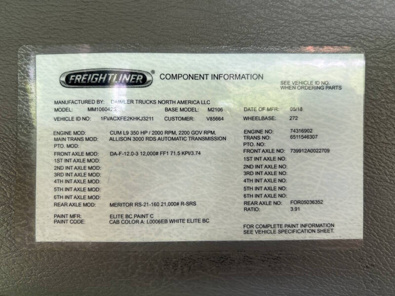 2019 Freightliner Business class M2