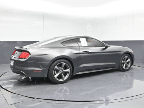 2016 Ford Mustang V6