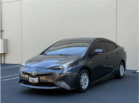 2016 Toyota Prius Two
