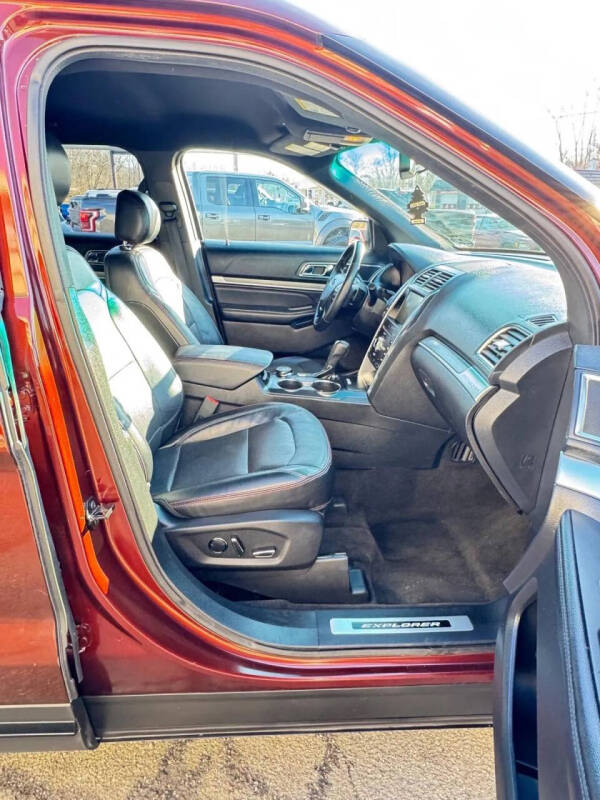 2016 Ford Explorer Sport