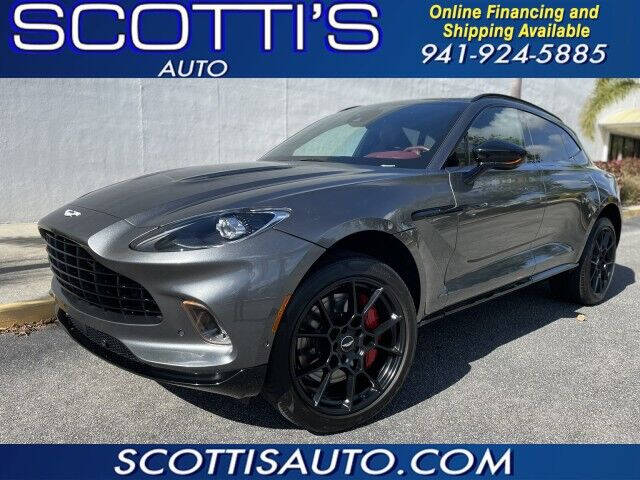 2021 Aston Martin DBX