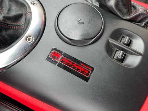 2004 Dodge Viper SRT-10