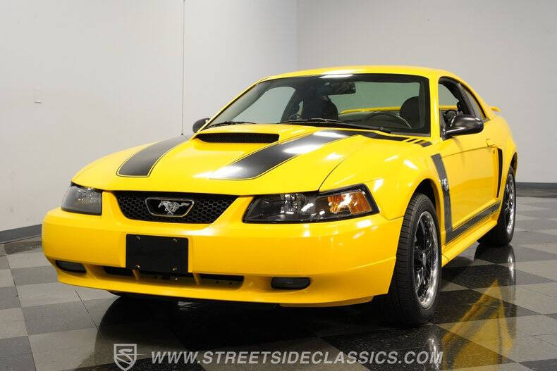 2004 Ford Mustang GT Deluxe
