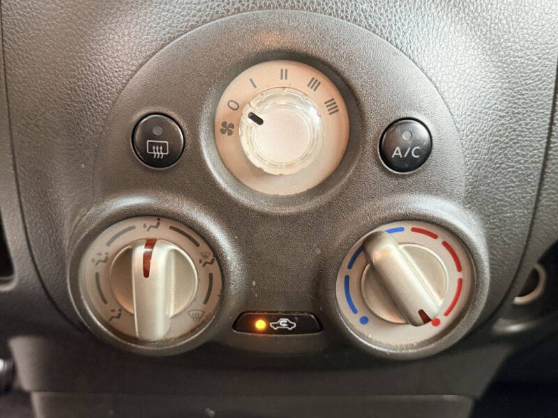 2010 Nissan cube 1.8