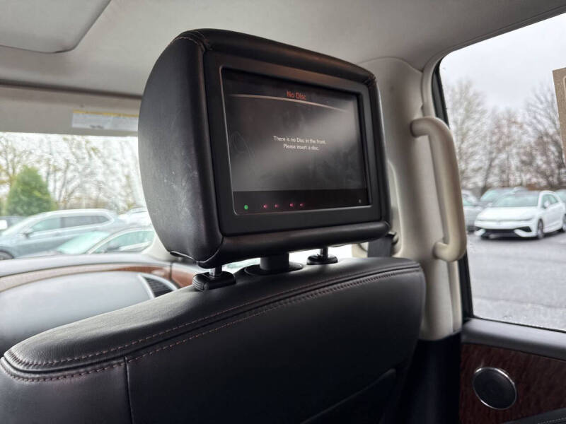 2019 Nissan Armada Platinum