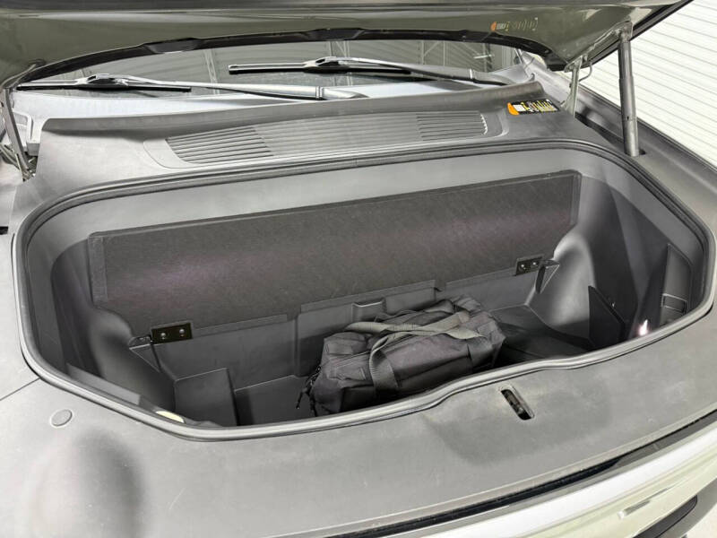 2022 Rivian R1T Launch Edition