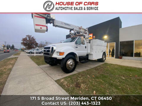 2007 Ford F-750 Super Duty for sale at HOUSE OF CARS CT in Meriden CT